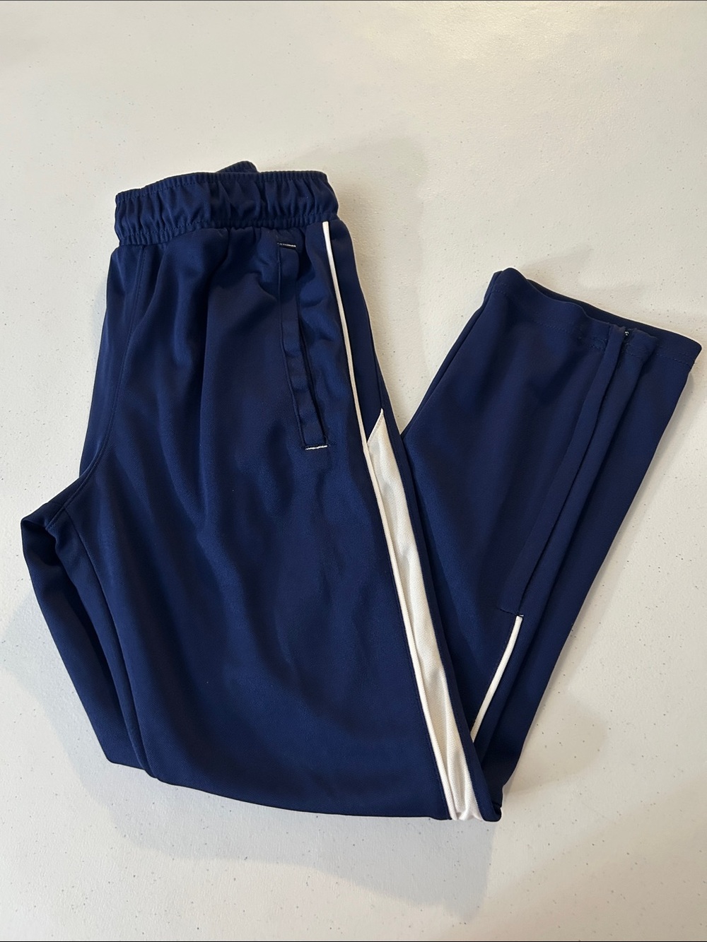 BCG Boy’s Navy Lightweight Atheltic Pants Size Small (8)